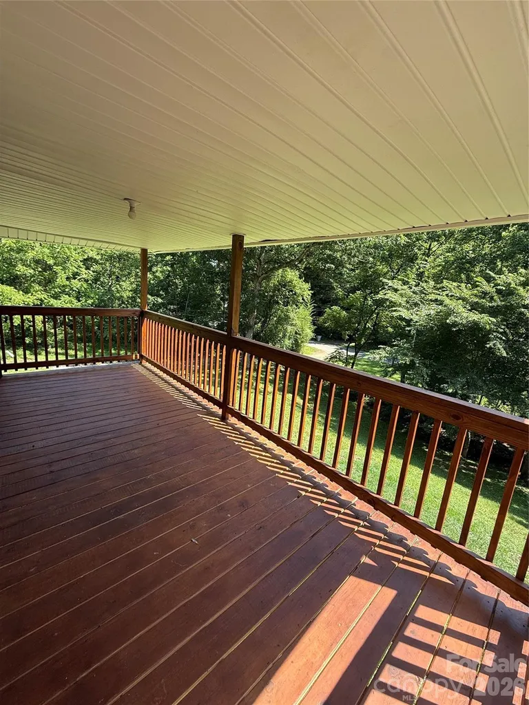 1312 Meadowlane Drive NW Lenoir NC 28645