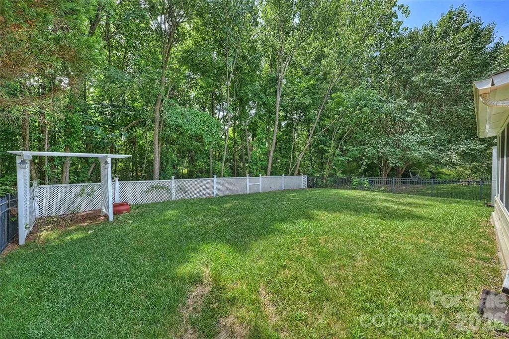 1549 Hammond Drive Matthews NC 28104