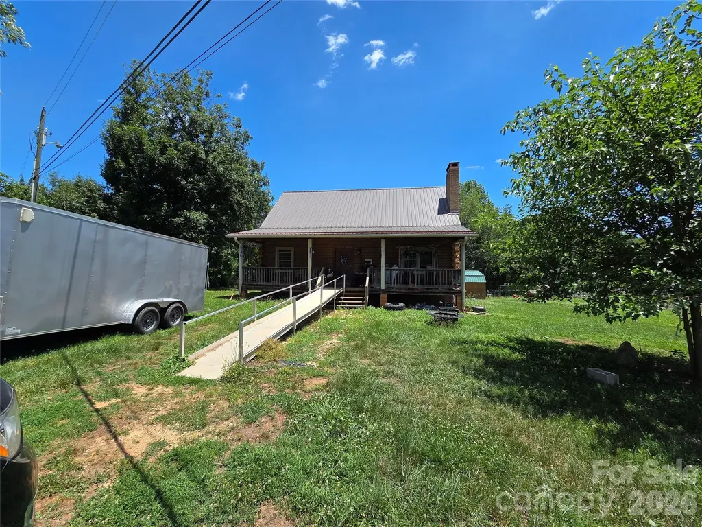 3030 Jones Wade Road Hudson NC 28638