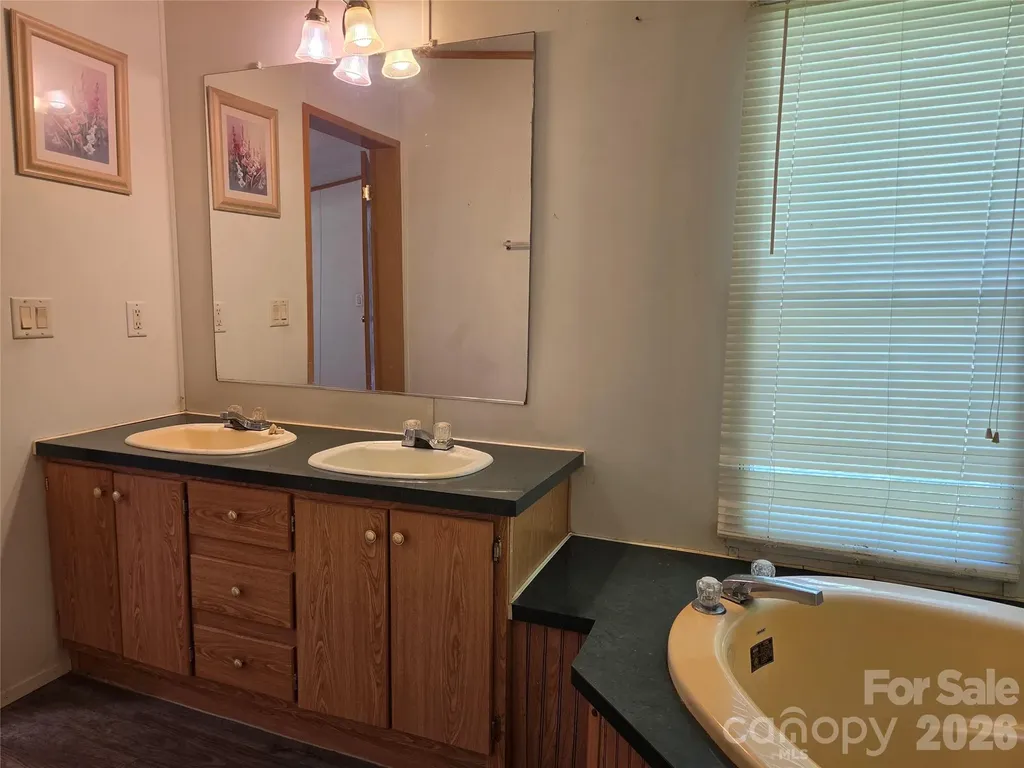 14492 Saint Simon Court Stanfield NC 28163