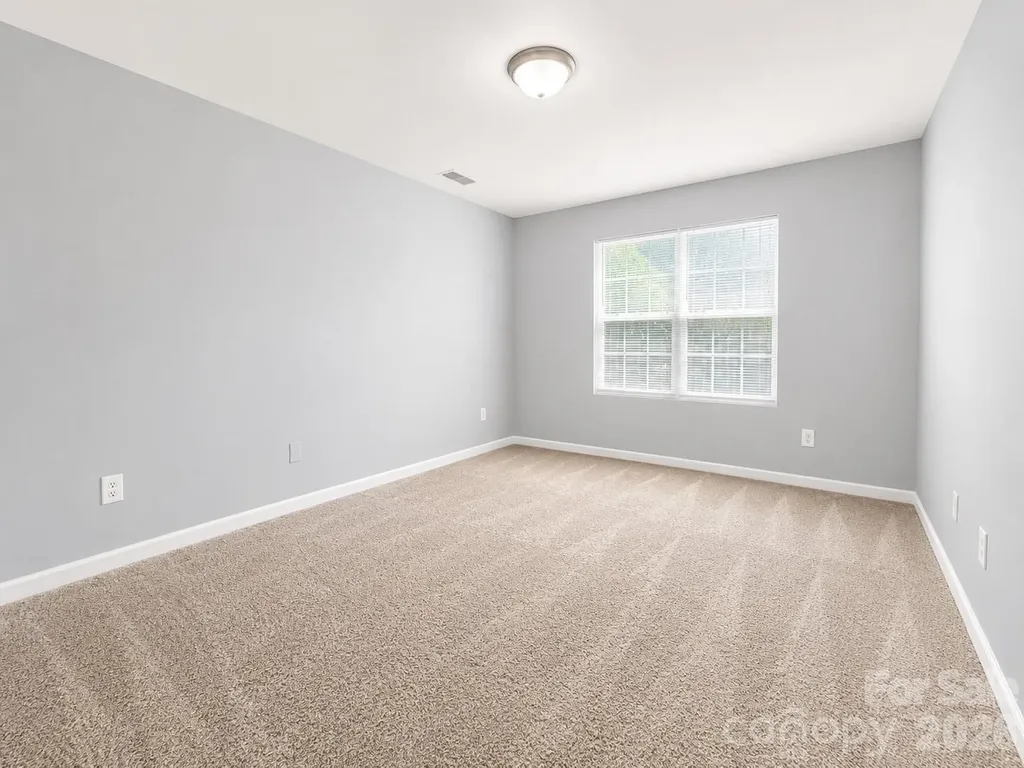 9815 Treeside Lane Matthews NC 28105
