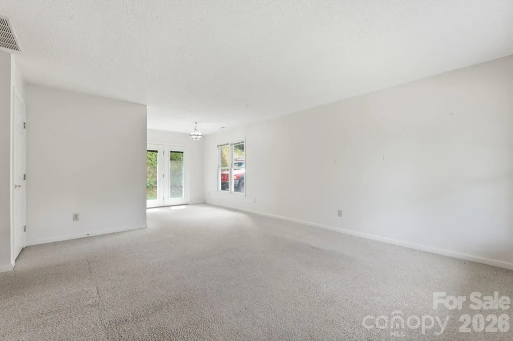 43 Willdee Way Sylva NC 28779
