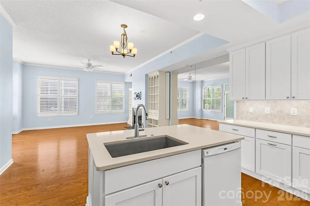 405 W 7th Street Charlotte NC 28202