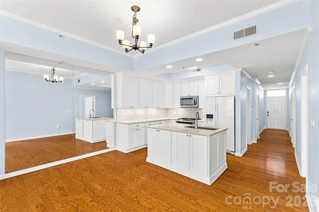 405 W 7th Street Charlotte NC 28202