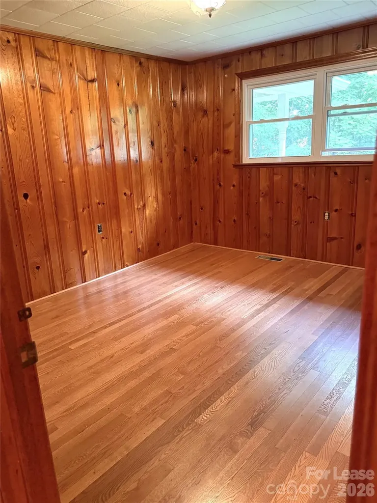 150 Cowan Lane Tryon NC 28782