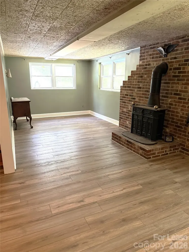 150 Cowan Lane Tryon NC 28782