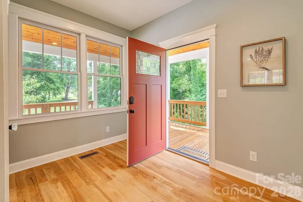 18 Wildwood Park Drive Weaverville NC 28787