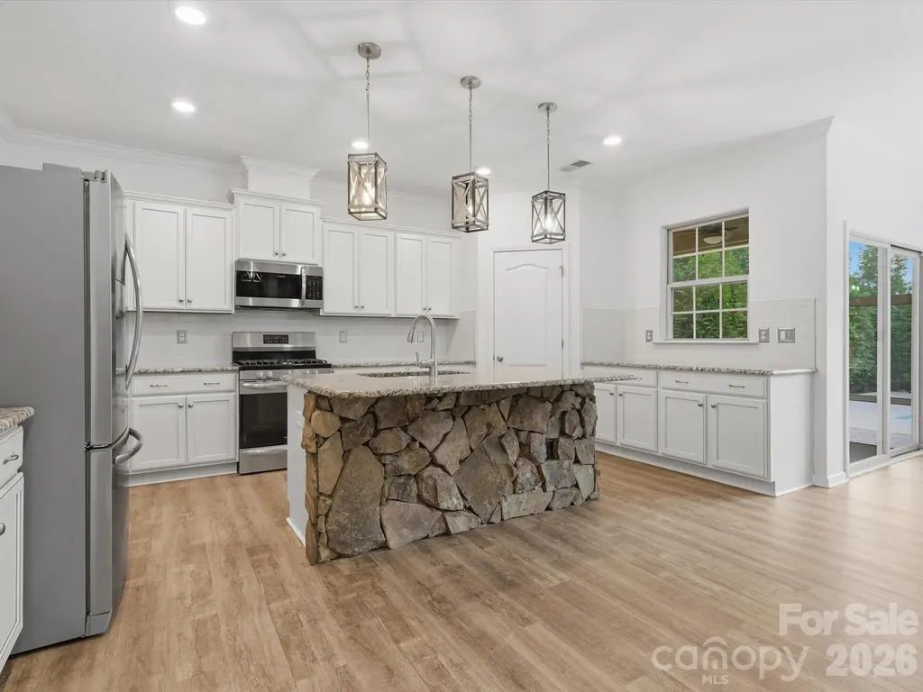 1049 Bannister Road Waxhaw NC 28173
