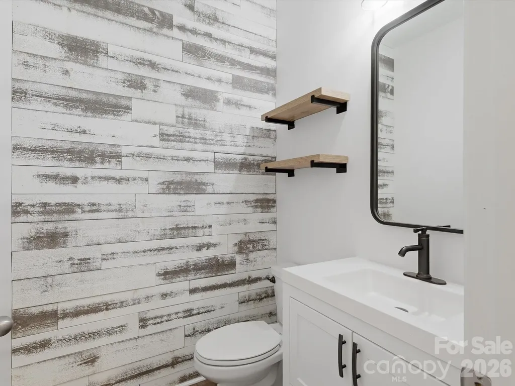 1049 Bannister Road Waxhaw NC 28173