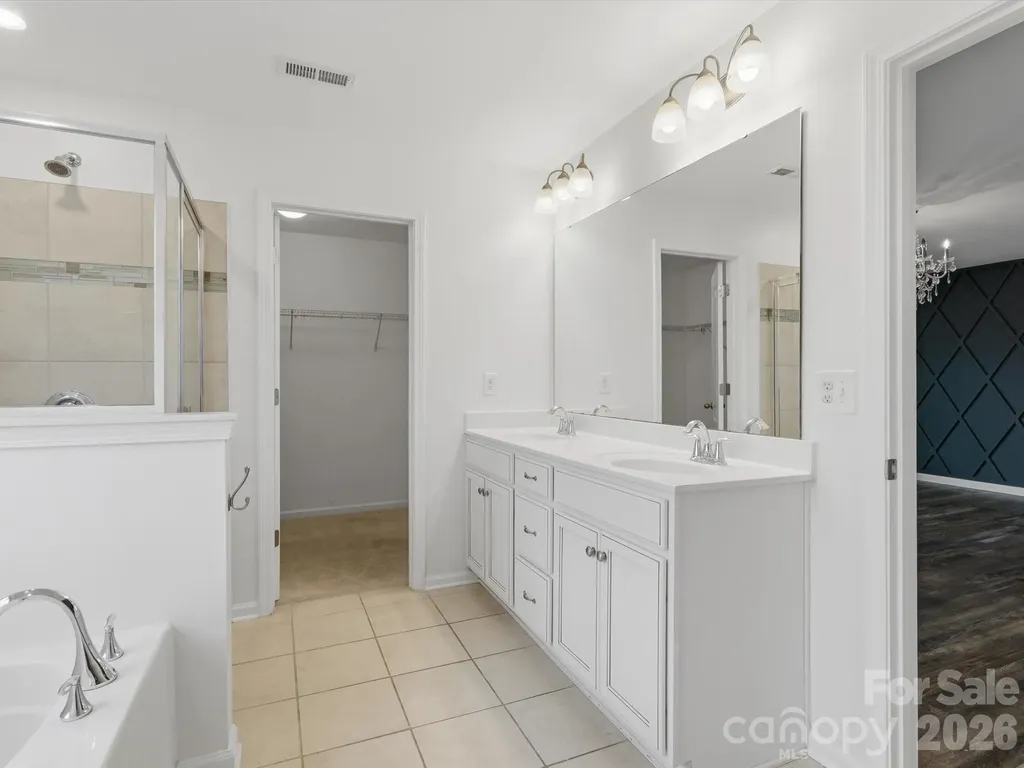 1049 Bannister Road Waxhaw NC 28173