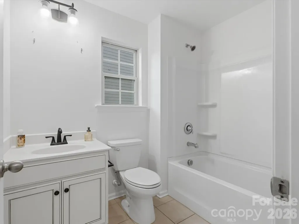 1049 Bannister Road Waxhaw NC 28173