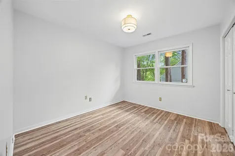 5053 Suwarrow Court Tega Cay SC 29708