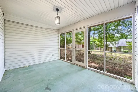 5053 Suwarrow Court Tega Cay SC 29708