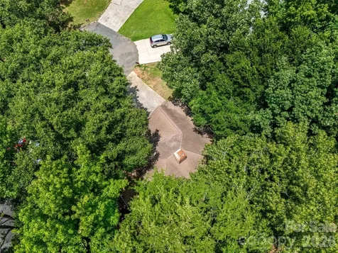 5053 Suwarrow Court Tega Cay SC 29708