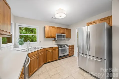 5053 Suwarrow Court Tega Cay SC 29708