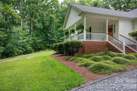 3540 Harmony Road Catawba SC 29704