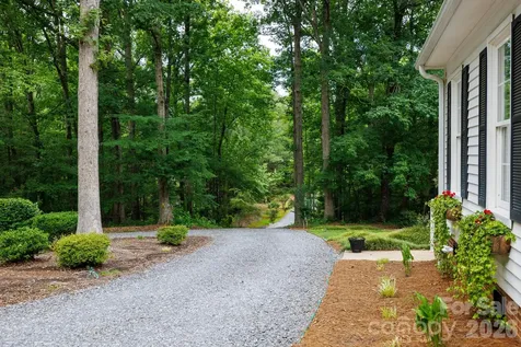 3540 Harmony Road Catawba SC 29704