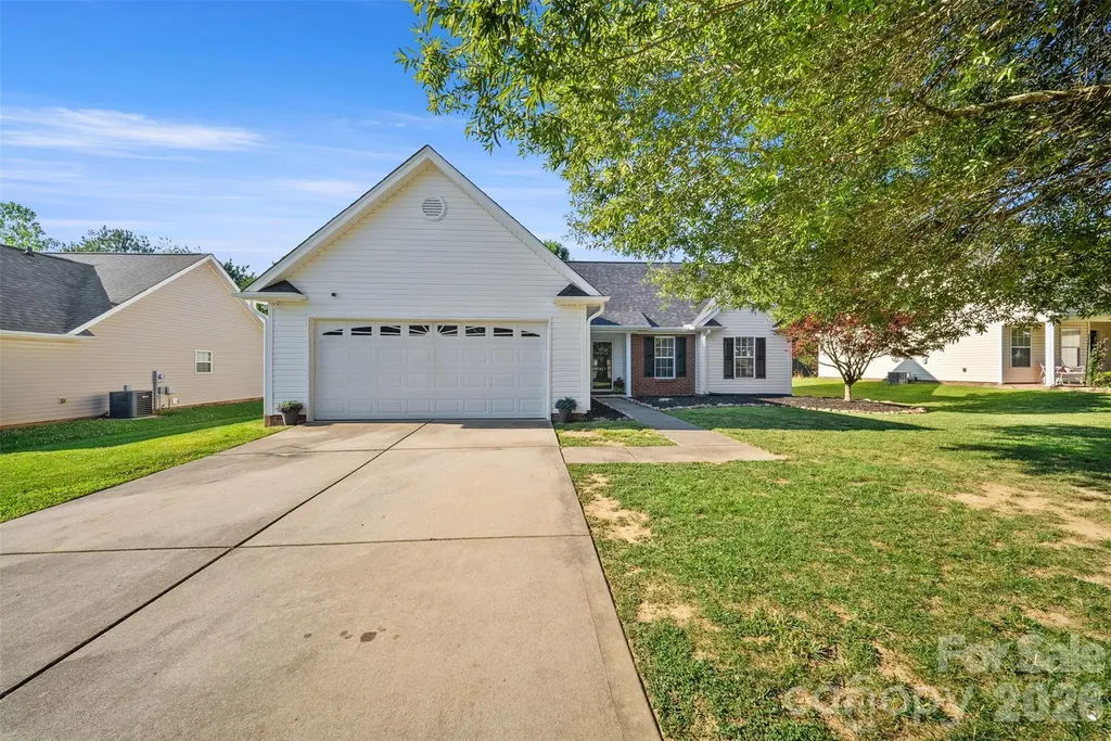 2613 Parkwest Drive Albemarle NC 28001