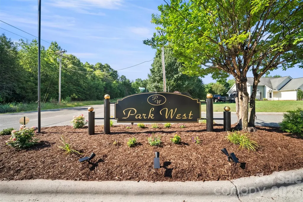 2613 Parkwest Drive Albemarle NC 28001