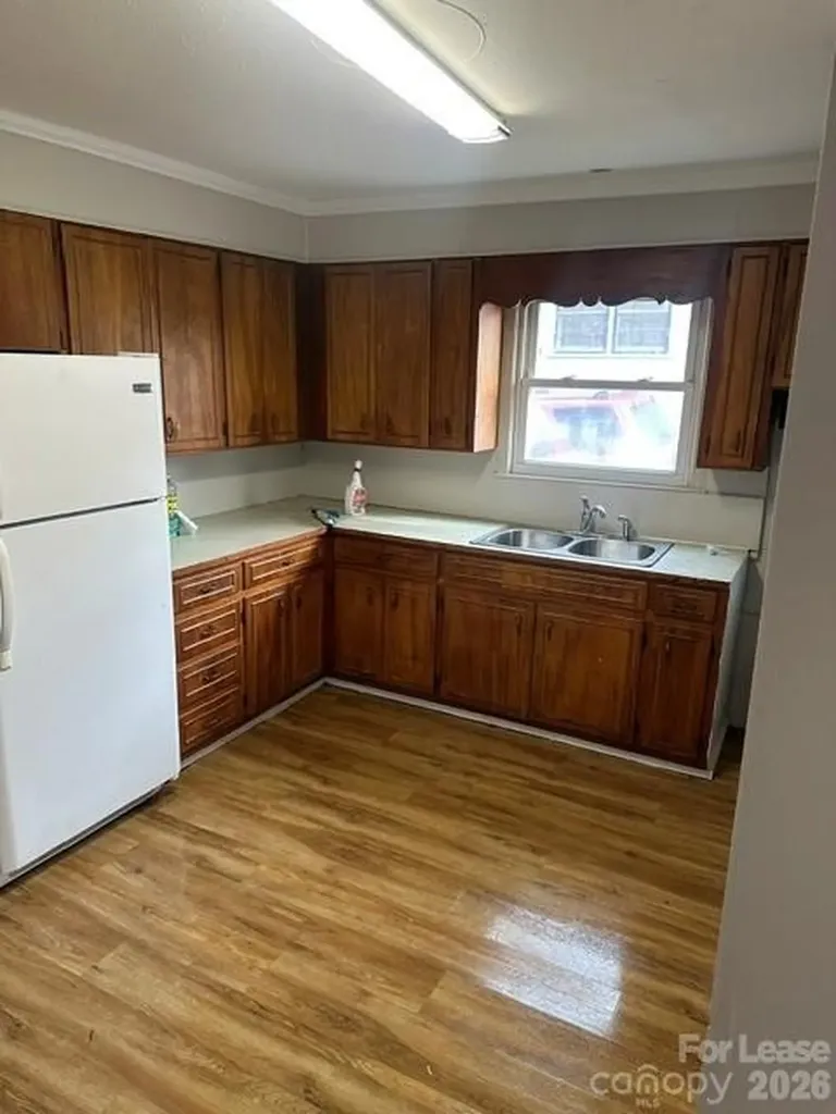 718 Wilmington Avenue Statesville NC 28677