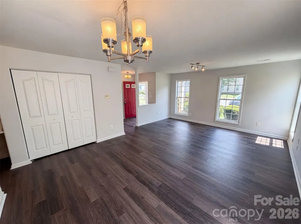 3831 Mohawk Court Charlotte NC 28215