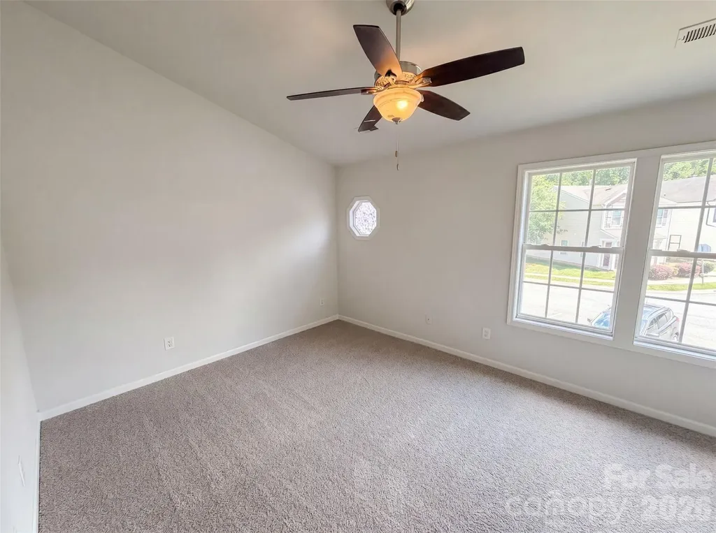 3831 Mohawk Court Charlotte NC 28215