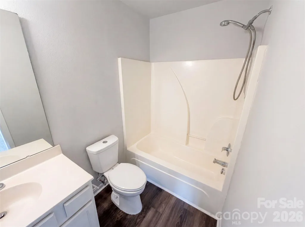 3831 Mohawk Court Charlotte NC 28215