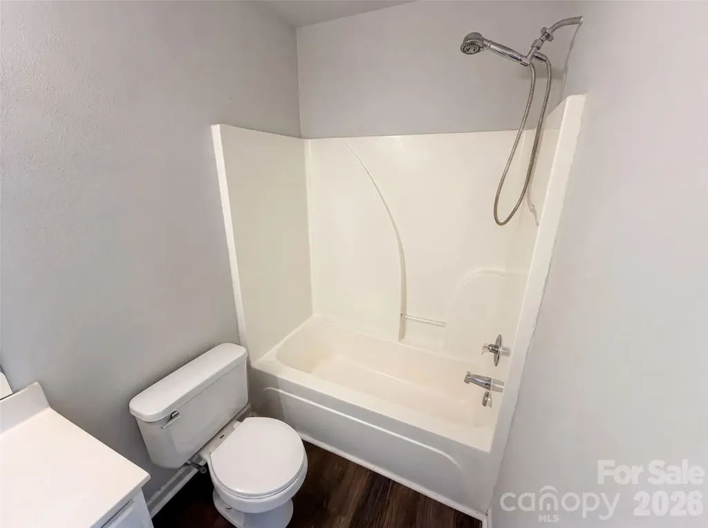 3831 Mohawk Court Charlotte NC 28215