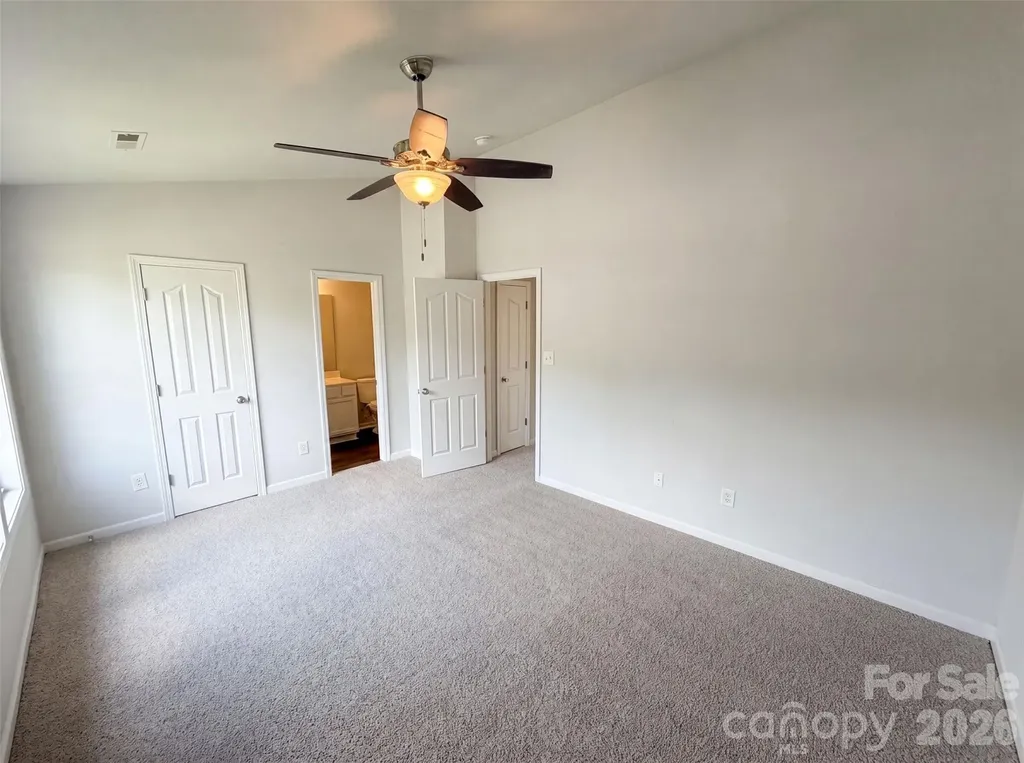3831 Mohawk Court Charlotte NC 28215