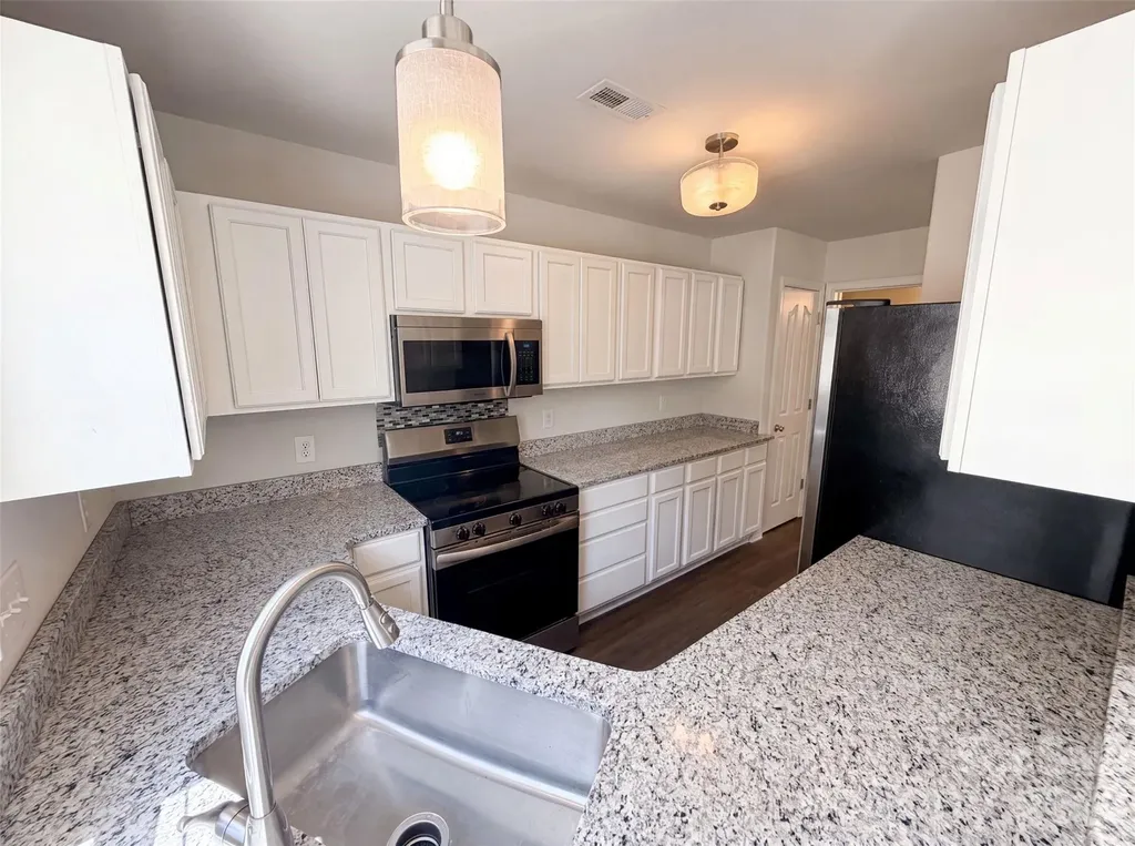 3831 Mohawk Court Charlotte NC 28215