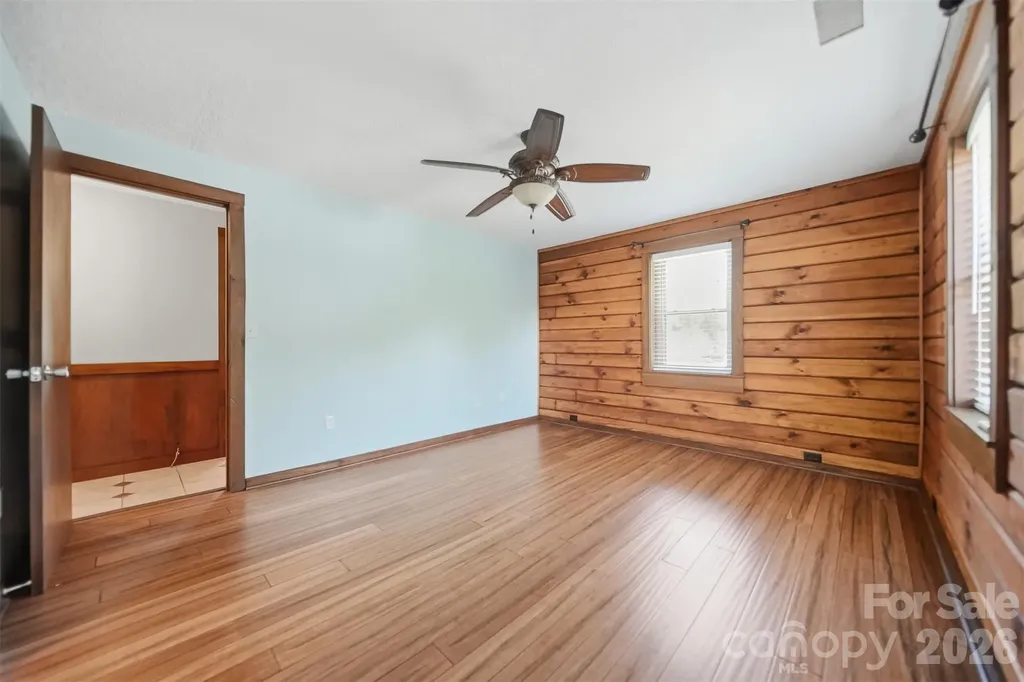 8365 White Pine Circle Connelly Springs NC 28612