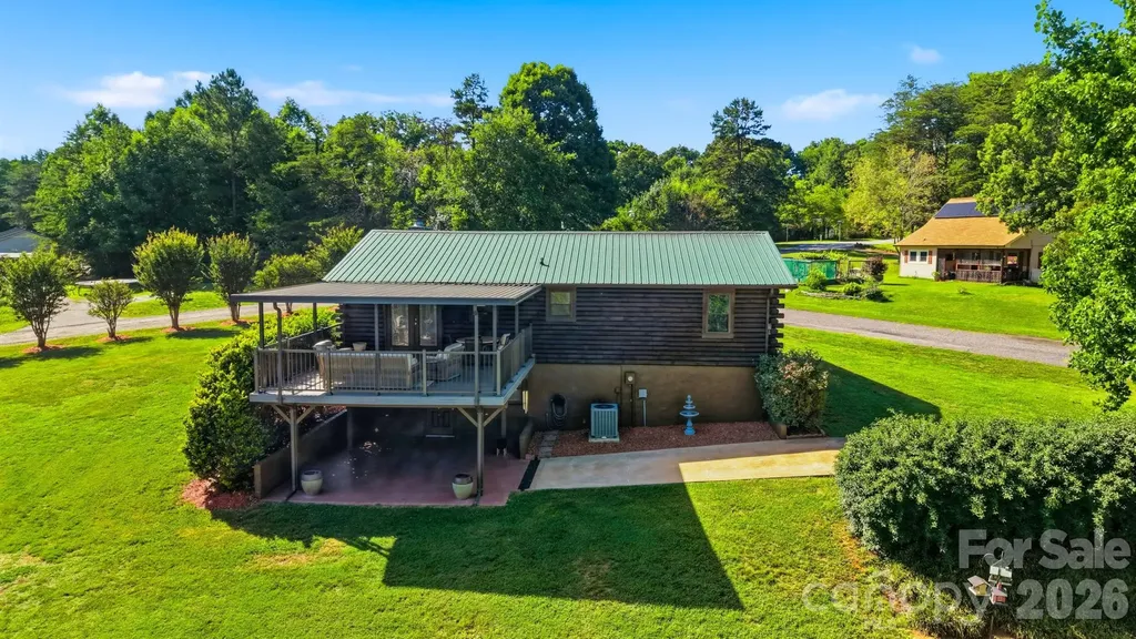8365 White Pine Circle Connelly Springs NC 28612
