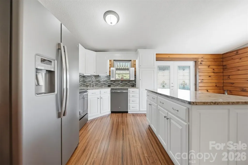 8365 White Pine Circle Connelly Springs NC 28612