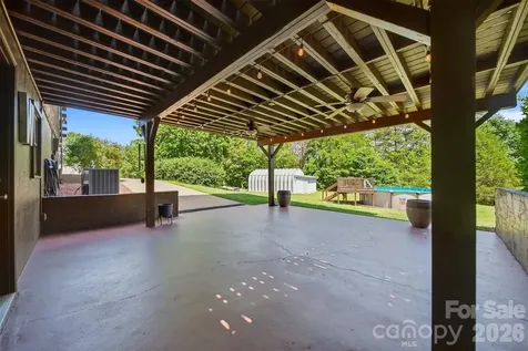8365 White Pine Circle Connelly Springs NC 28612