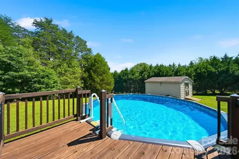 8365 White Pine Circle Connelly Springs NC 28612