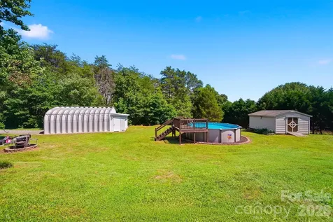 8365 White Pine Circle Connelly Springs NC 28612