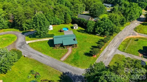 8365 White Pine Circle Connelly Springs NC 28612