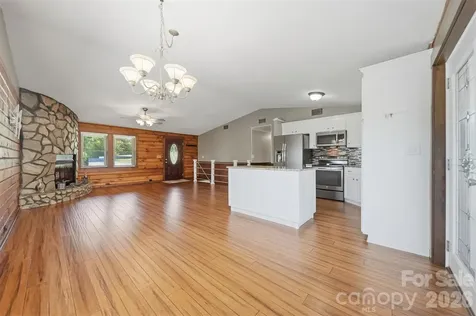 8365 White Pine Circle Connelly Springs NC 28612