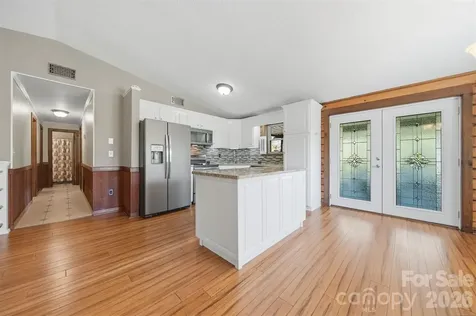 8365 White Pine Circle Connelly Springs NC 28612