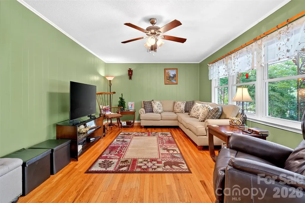 2355 Tatertown Loop Nebo NC 28761