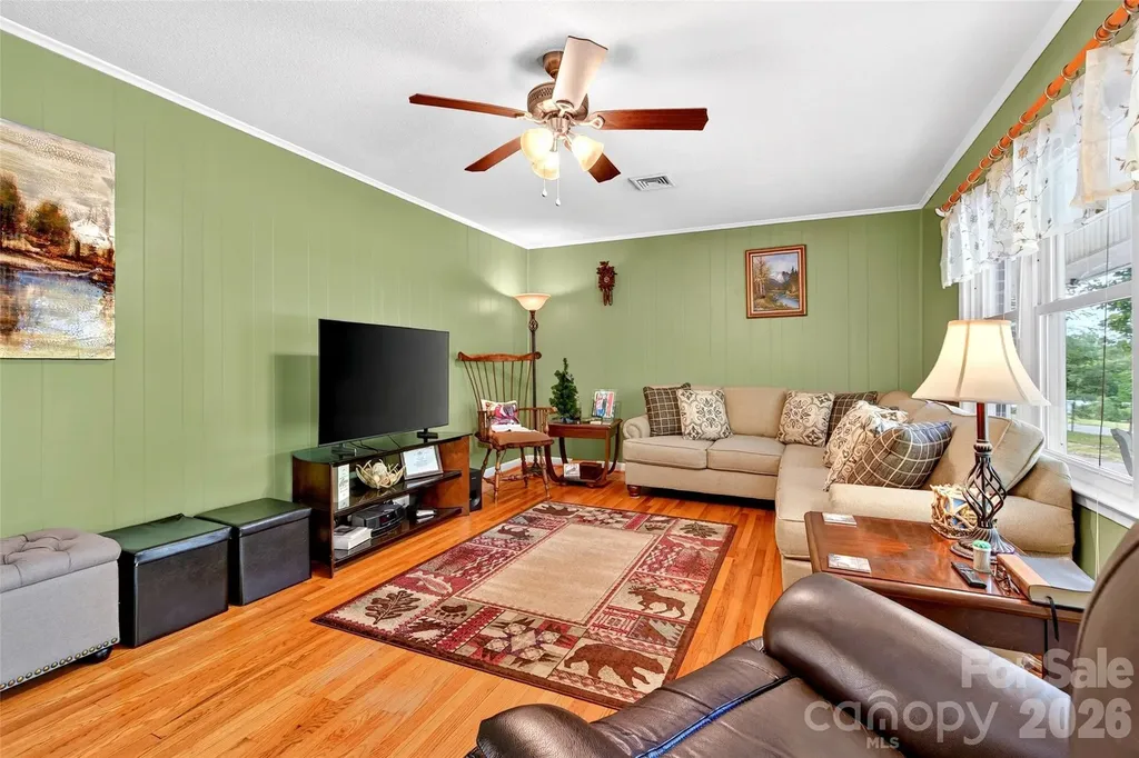 2355 Tatertown Loop Nebo NC 28761