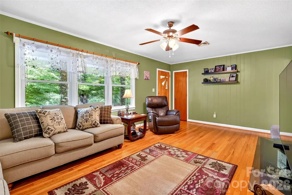 2355 Tatertown Loop Nebo NC 28761