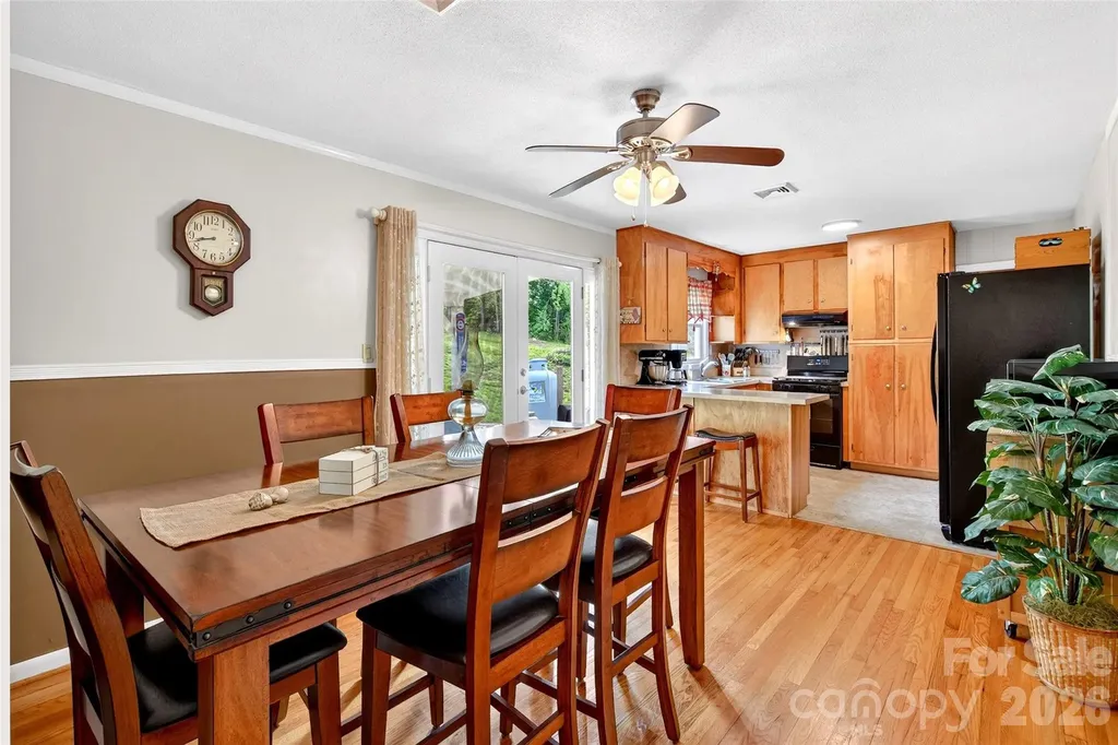 2355 Tatertown Loop Nebo NC 28761