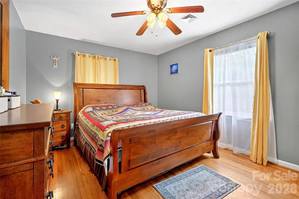 2355 Tatertown Loop Nebo NC 28761