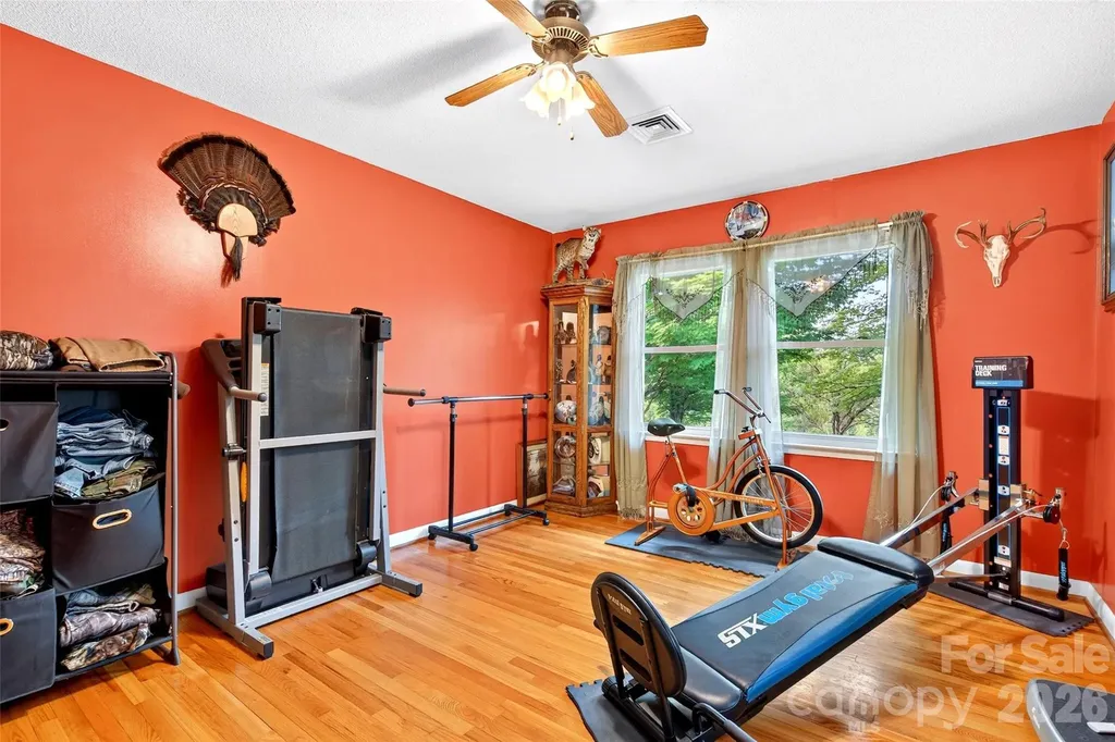 2355 Tatertown Loop Nebo NC 28761