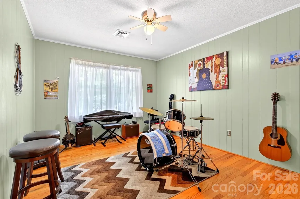 2355 Tatertown Loop Nebo NC 28761