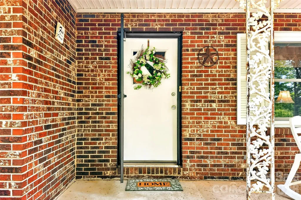 2355 Tatertown Loop Nebo NC 28761