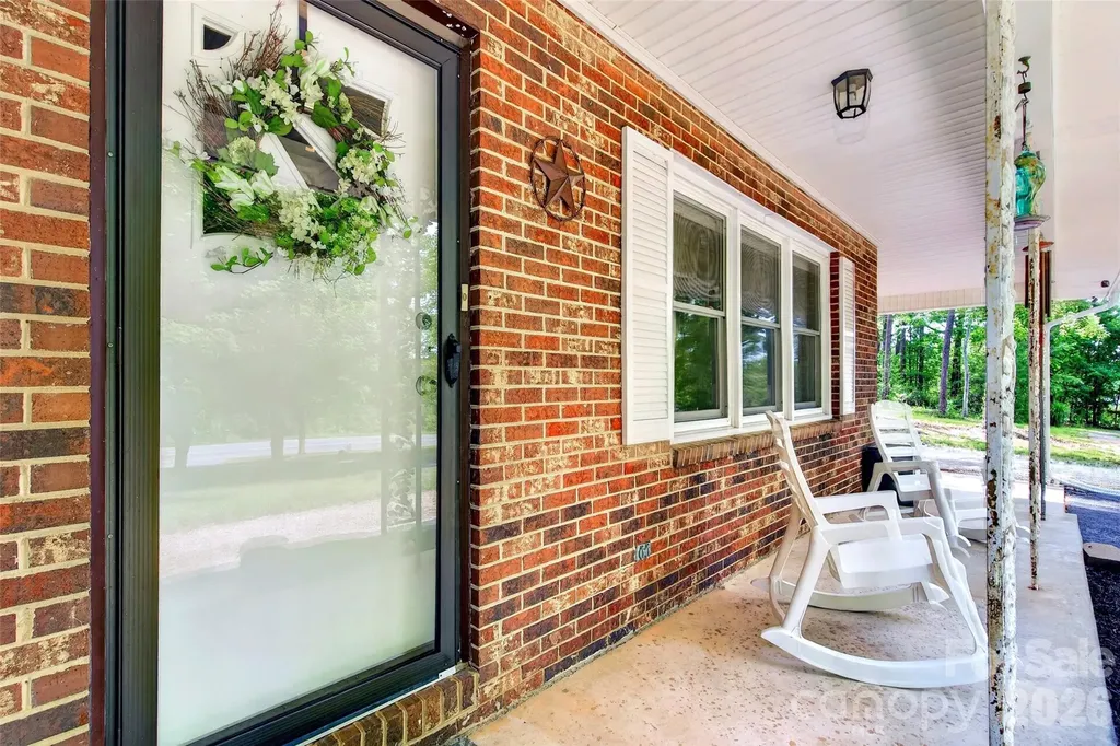2355 Tatertown Loop Nebo NC 28761