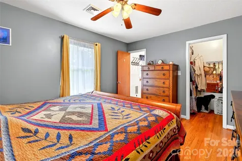 2355 Tatertown Loop Nebo NC 28761