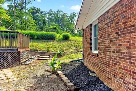 2355 Tatertown Loop Nebo NC 28761